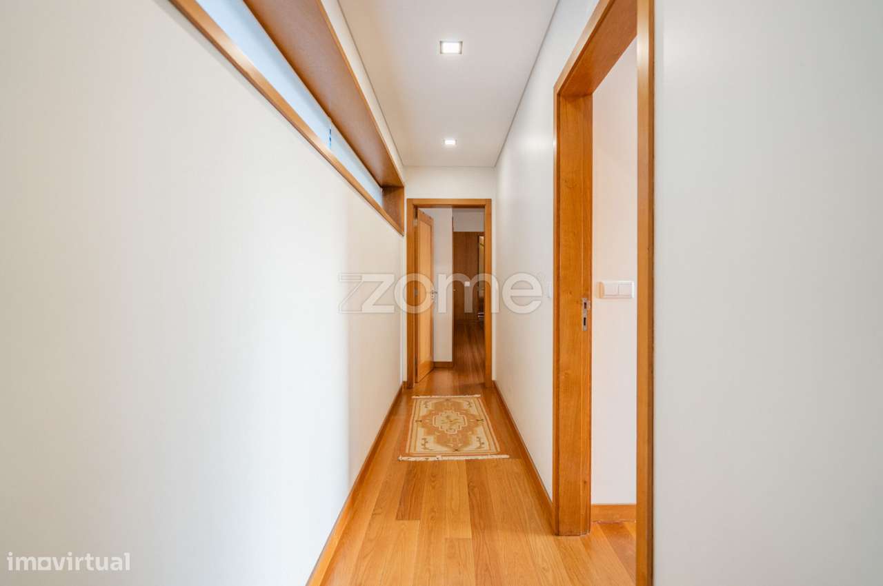 Moradia T4 com piscina | Esposende-18