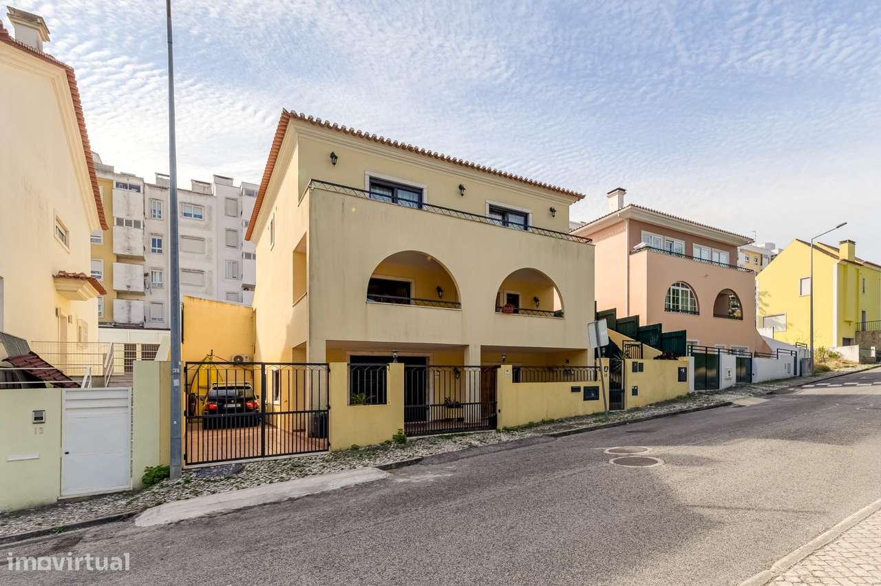 MORADIA ISOLADA T5 NA PÓVOA DE SANTA IRIA-29