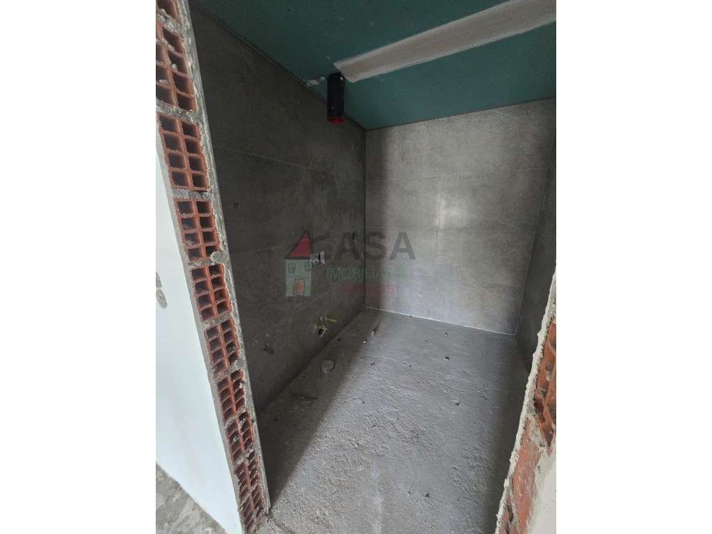 Apartamentos T2 e T3 em Caneças-24