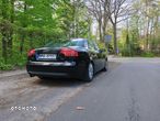Audi A4 2.0 - 1