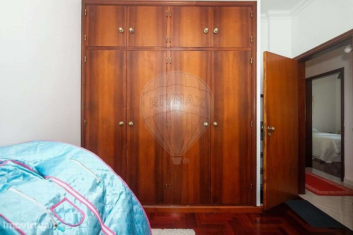 Moradia T4 para venda-24