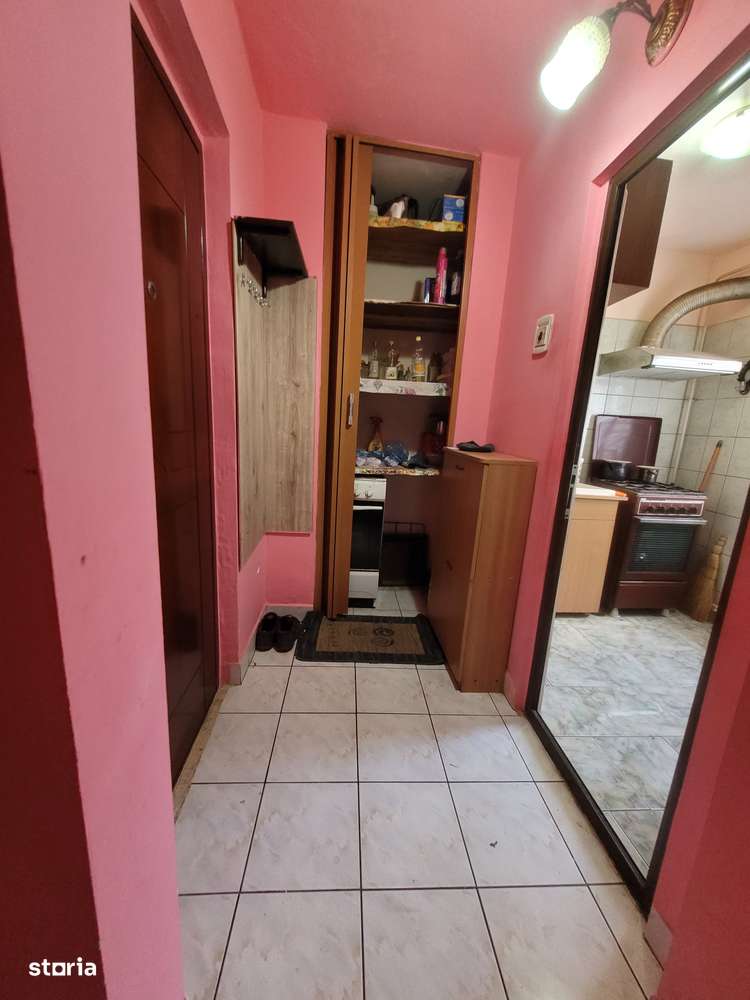 Vindem 4 Camere confort 2 zona Albinei-Obor - Imagine principală: 3/10