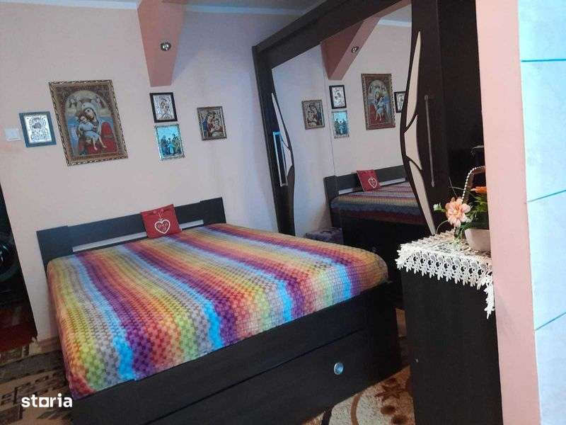 Garsoniera de vanzare - Imagine principală: 4/8