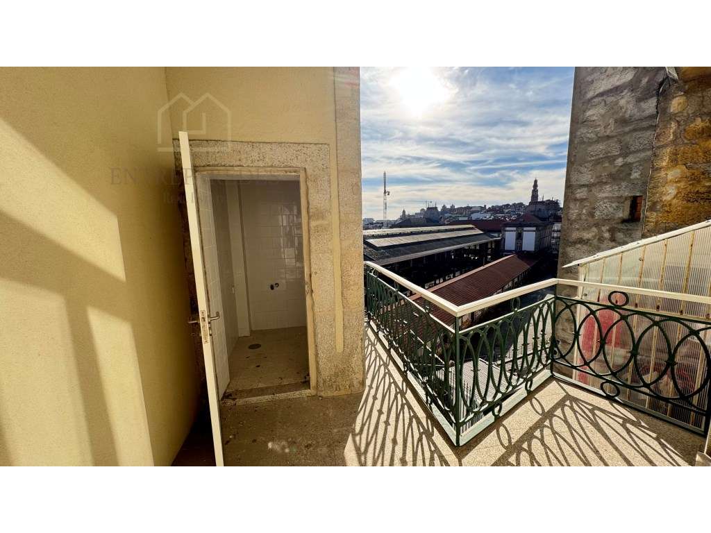 Apartamento T1 novo, para comprar junto a Avenida dos Aliados - Por... - Grande imagem: 5/19