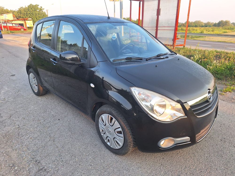 Opel Agila B (2008-2014) 1.2 16 V 2011