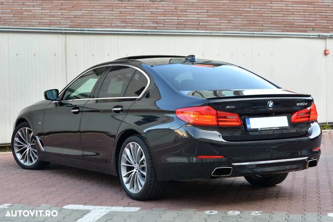 BMW Seria 5 530d xDrive AT - 5