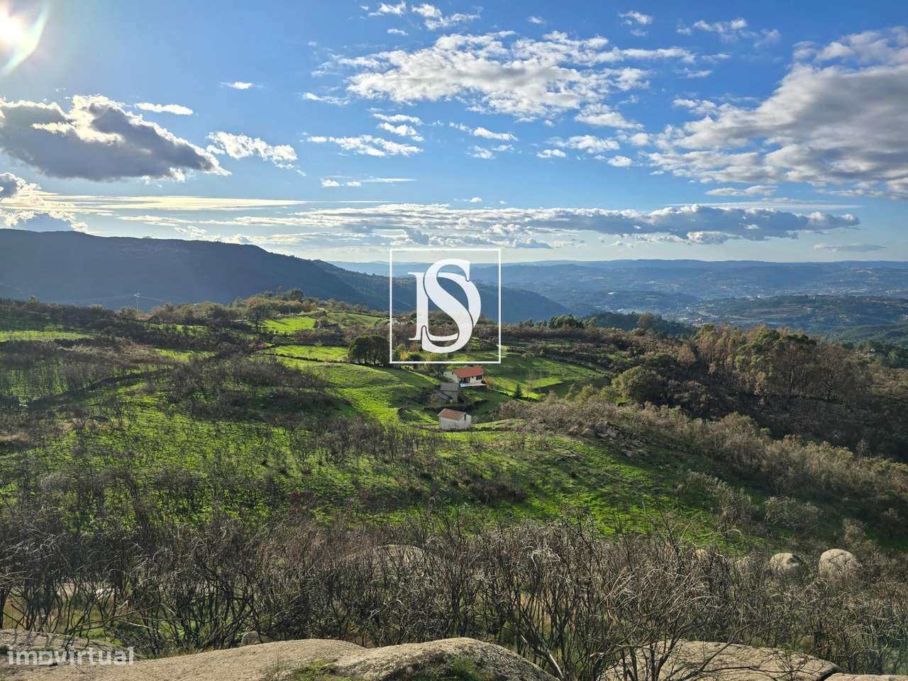 MORADIA T1 RENOVADA COM 10.000 m² – BUSTELO, AMARANTE-37