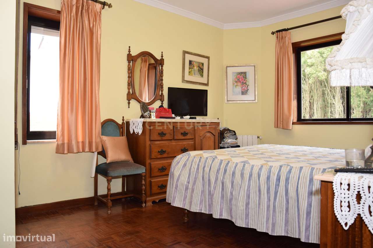 Moradia T6 (ou T4+T2) em Vila Nova de Gaia - Vilar do Paraíso-20