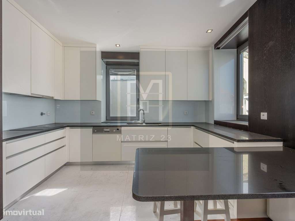 MORADIA T4+1 | 2 TERRAÇOS | LOGRADOURO | GARAGEM | PORTO-20