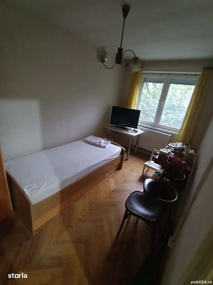 Apartament 3 camere - Zona Centrala - Medicina - Imagine principală: 5/9