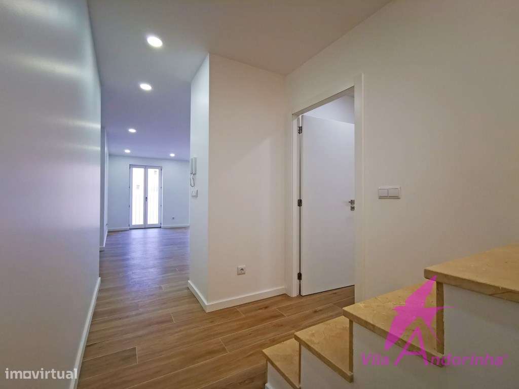 Apartamento T2 Duplex com logradouro no centro da cidade na Rua Man... - Grande imagem: 5/20