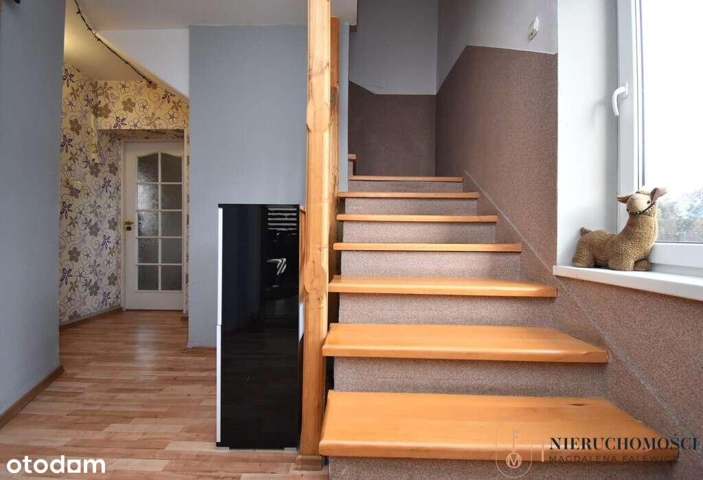 Hit! Urokliwy dom z potencjałem u podnóża gór!-9