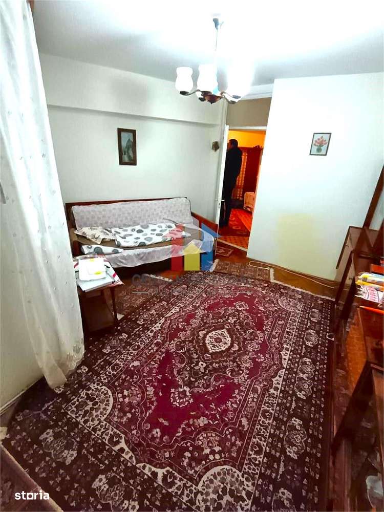 Faceti o Oferta! Hexagoane 3 camere 96 mp vedere la Dunare etaj interm - Imagine principală: 3/10