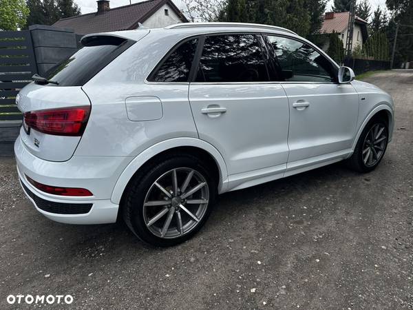 Audi Q3 2.0 TFSI Quattro Sport S tronic - 6