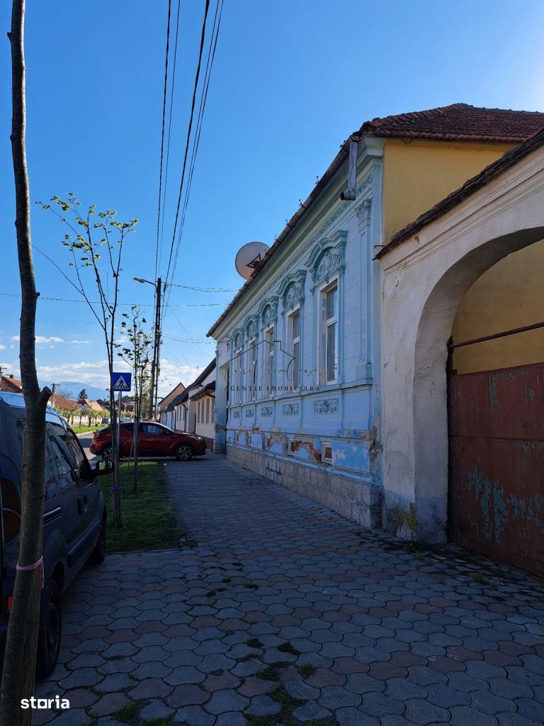 CASA IN GHIMBAV