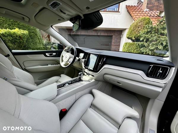 Volvo XC 60 D5 AWD Inscription - 18