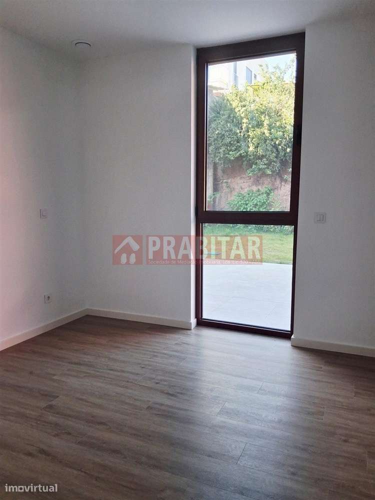 APARTAMENTO T2 . NOVO-19