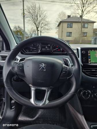 Peugeot 2008 E-HDi FAP 92 EGS6 STOP & START Allure - 17