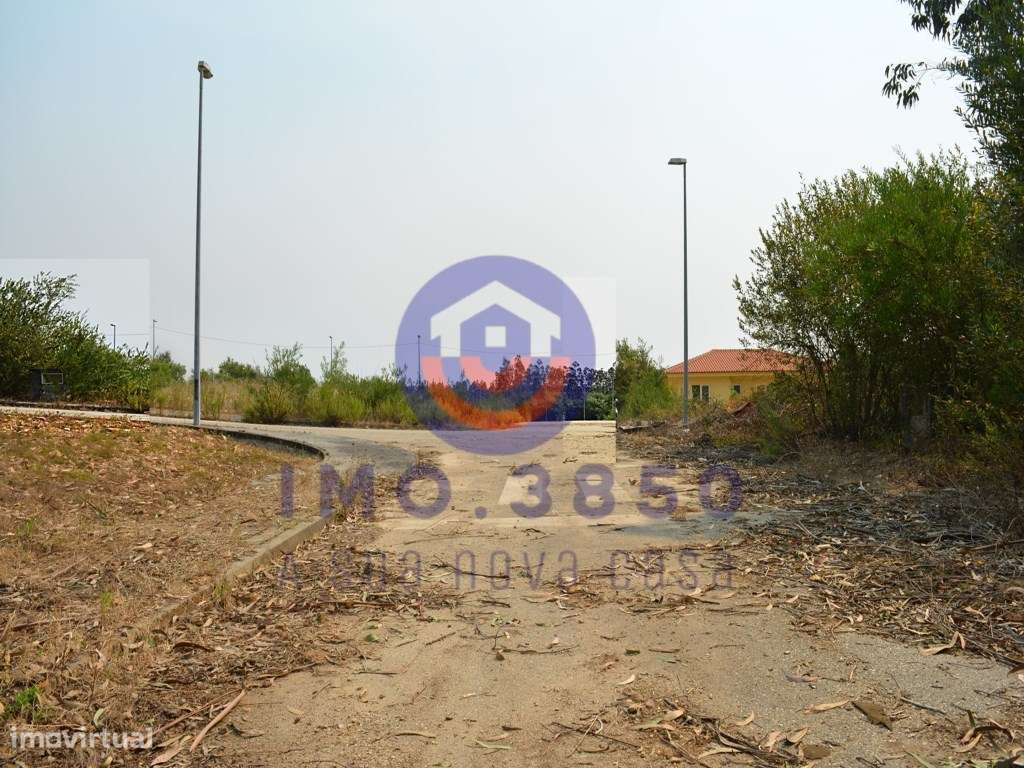 Lote p/ construção de moradia isolada-5