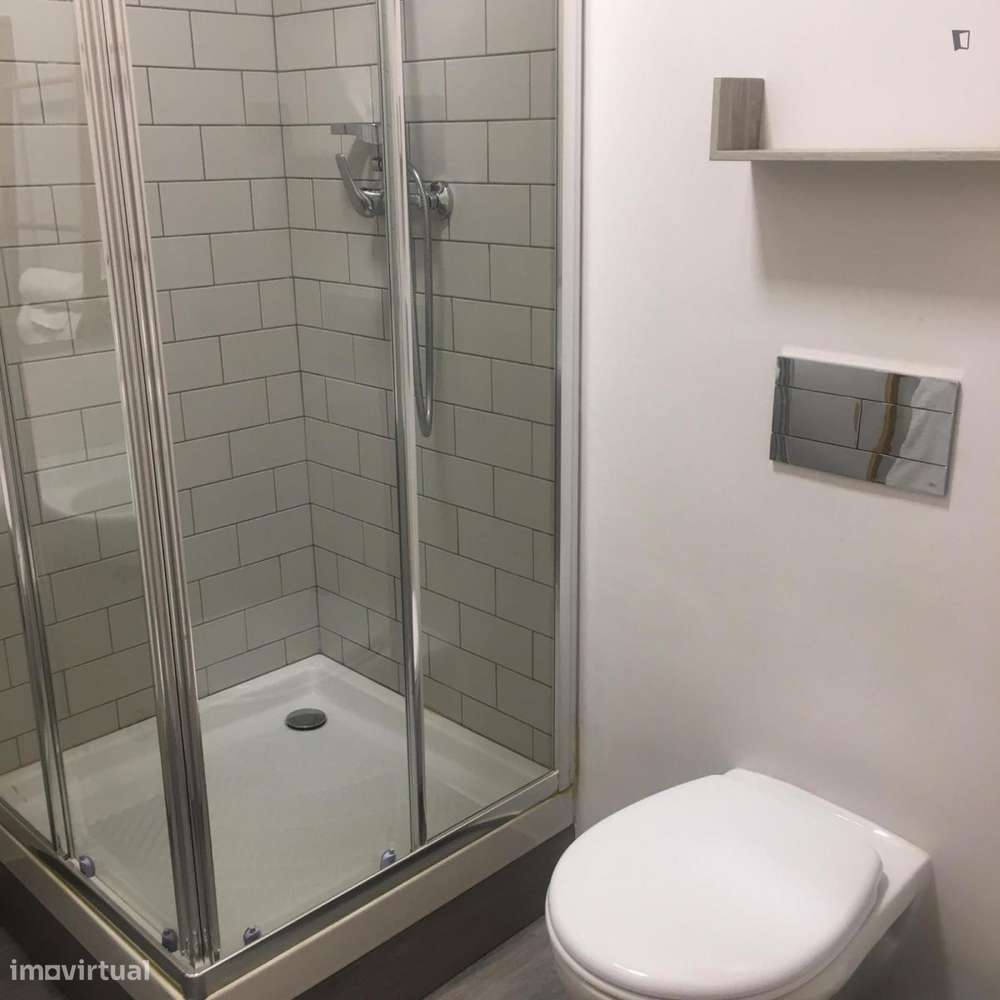 Quarto - localizado em Paranhos Porto - Grande imagem: 5/7