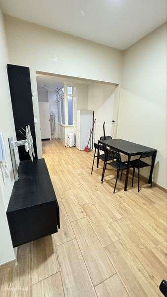 T1 mobilado Metro Rato (muito sossegado) - Grande imagem: 4/12