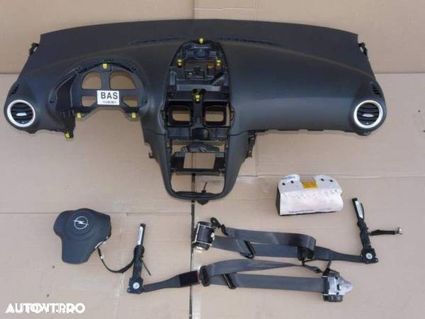 Plansa bord Opel Corsa D, 2007 - 1