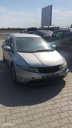 Dezmembram Honda Civic 2.2 D an fabr. 2008 - 1