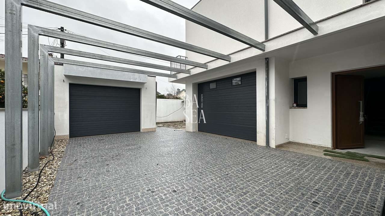 Moradia T4 Nova de Dois Andares em Palmeira Braga - Grande imagem: 2/29