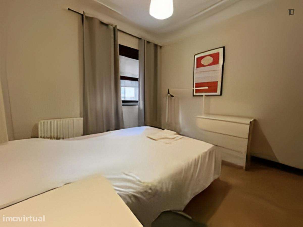 Quarto - localizado em Cedofeita Porto - Grande imagem: 4/10