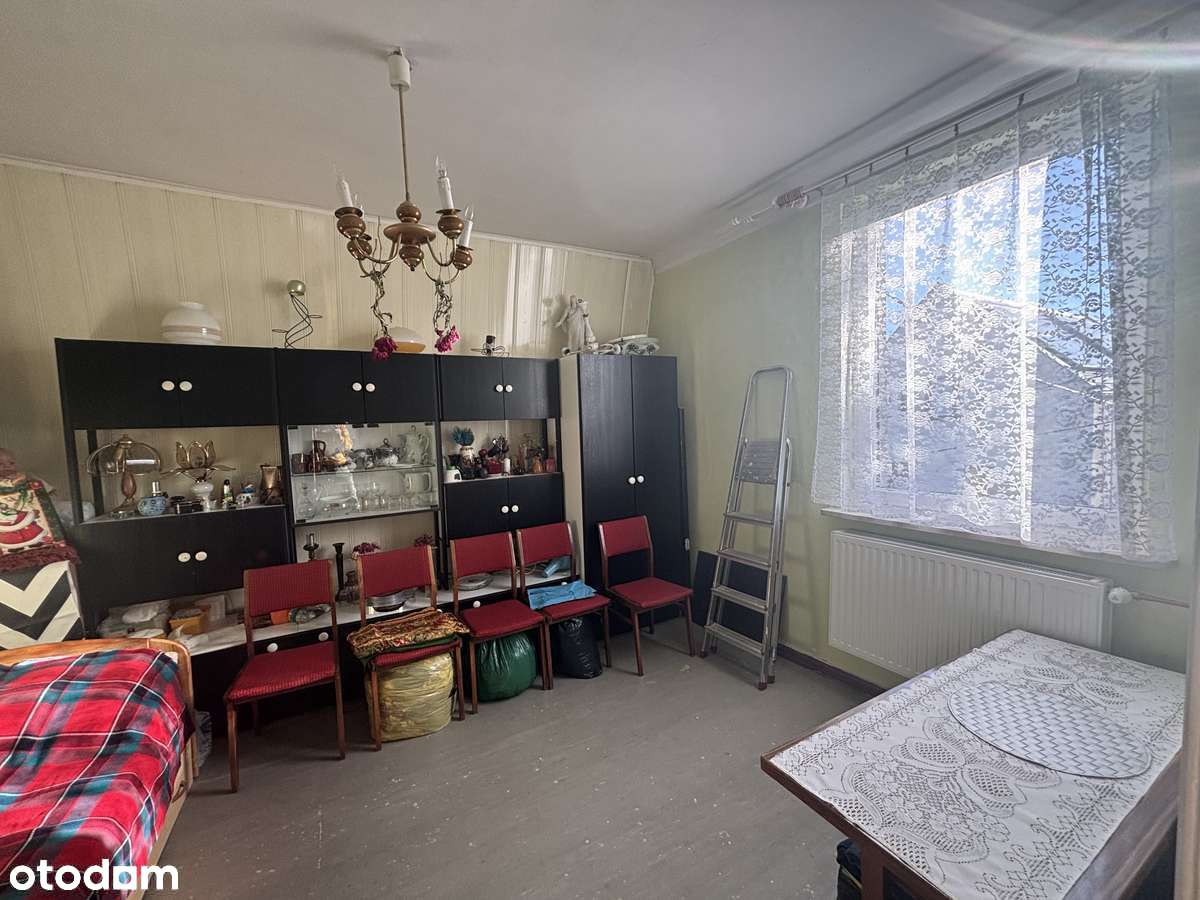 Okazja! Samodzielna góra domu, ładna działka,kameralne miejsce.-9