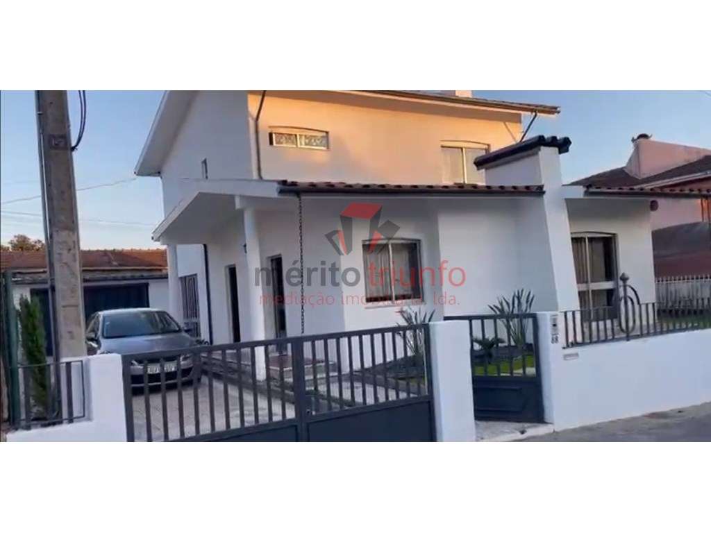 * Oferta Escritura e Registo - Moradia T3 - Vale (São Martinho), V.... - Grande imagem: 3/15