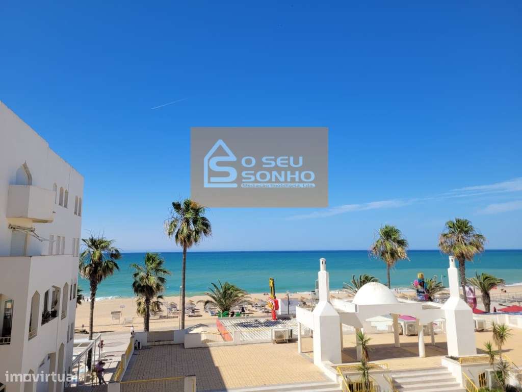 Apartamento T2 na Primeira Linha de Quarteira com Vista Mar-18