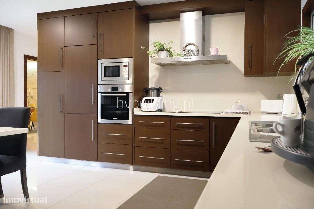 A Sua Casa de Sonho em Carvalhal — Moradia T3-10