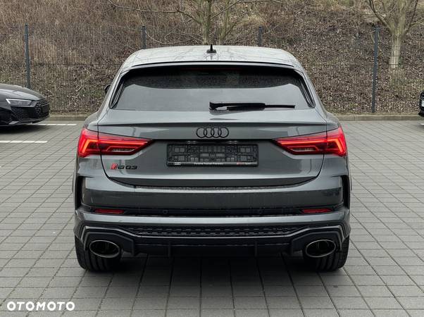 Audi RS Q3 - 6