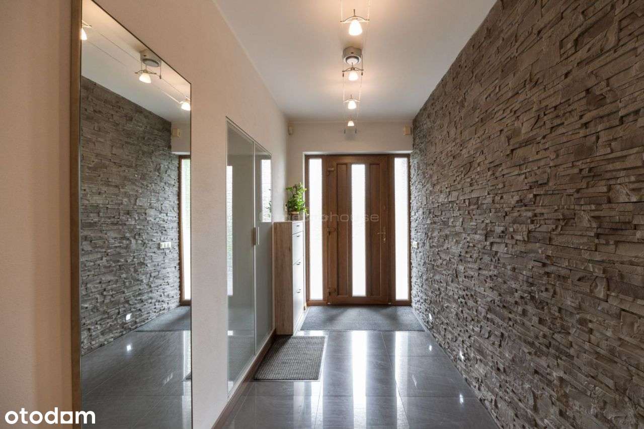 Nietuzinkowy dom w Rozgartch na zamkniętym osiedlu - Pełny obrazek: 5/20