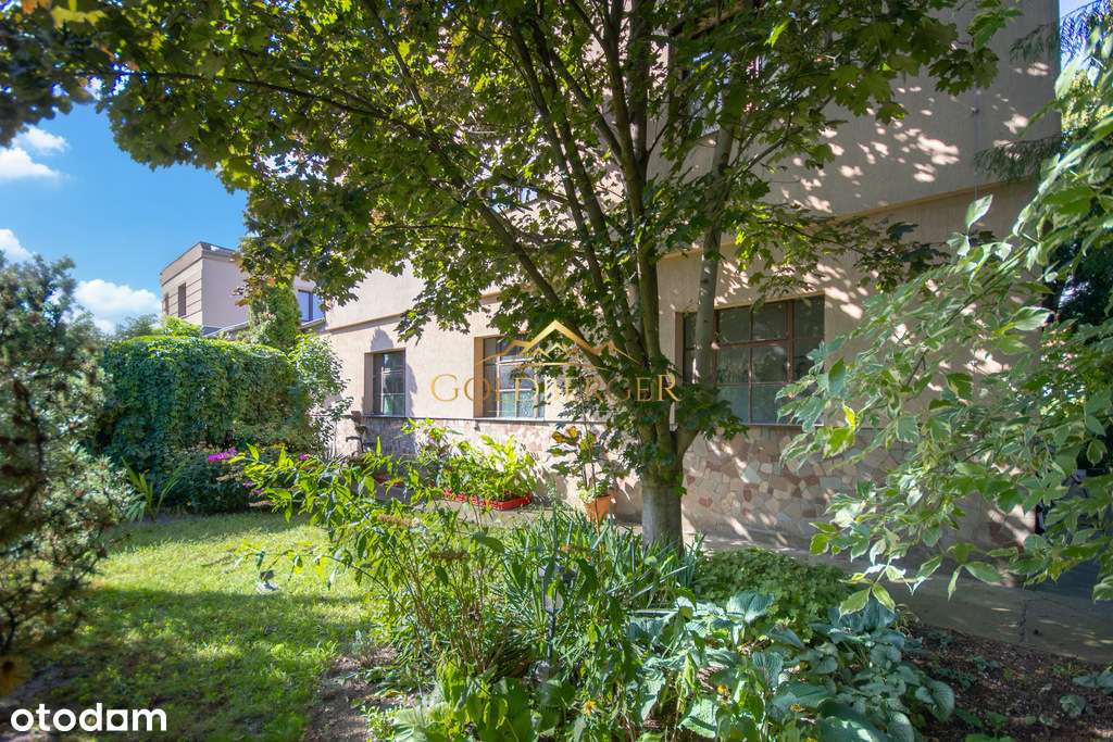 Przestronny dom dla rodziny i firmy-0