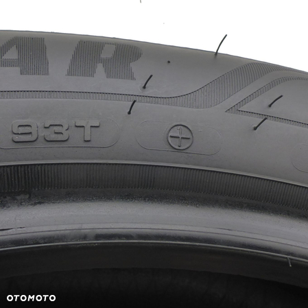 4 x GOODYEAR 215/50 R19 93T EfficientGrip Elect Lato 2020 6-6.5mm - 8