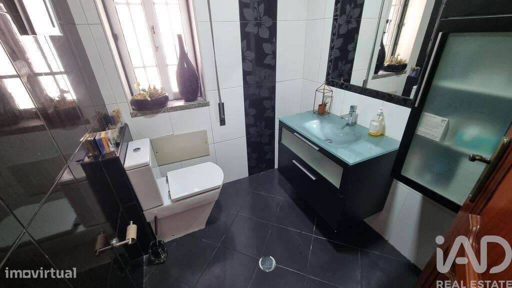 Moradia geminada T4 em Guarda - Grande imagem: 4/21