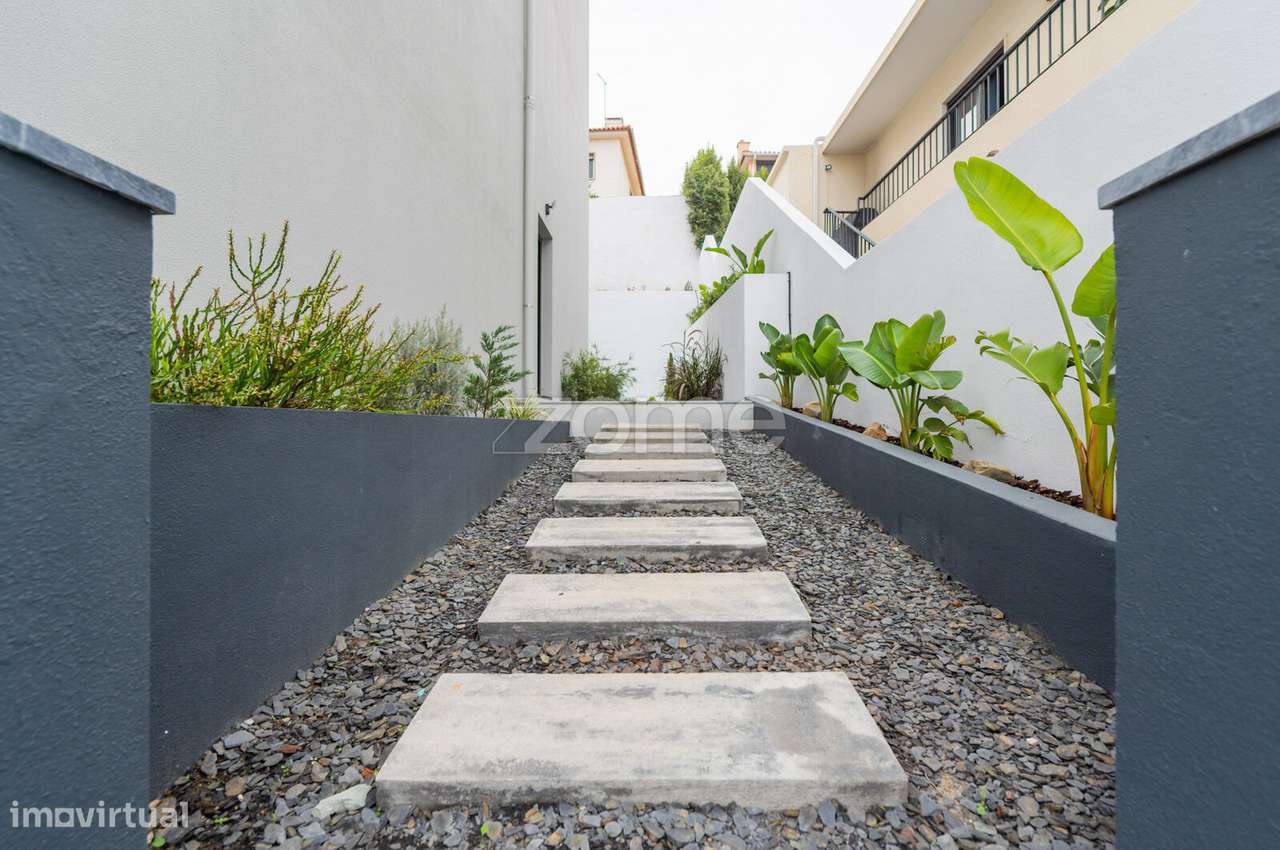 Moradia individual T3 na Amoreira (Cascais)-23
