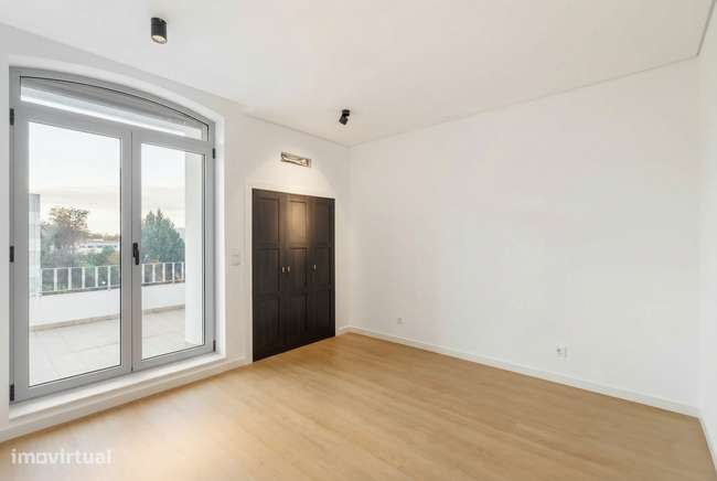 Moradia T5 à venda em Braga - Fraião-23