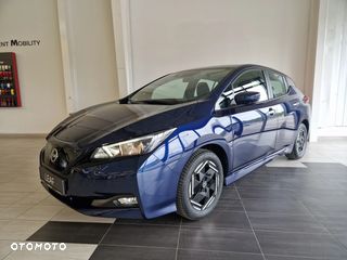 Nissan Leaf Acenta 39 kWh 150 KM 2023, dostępny od ręki!