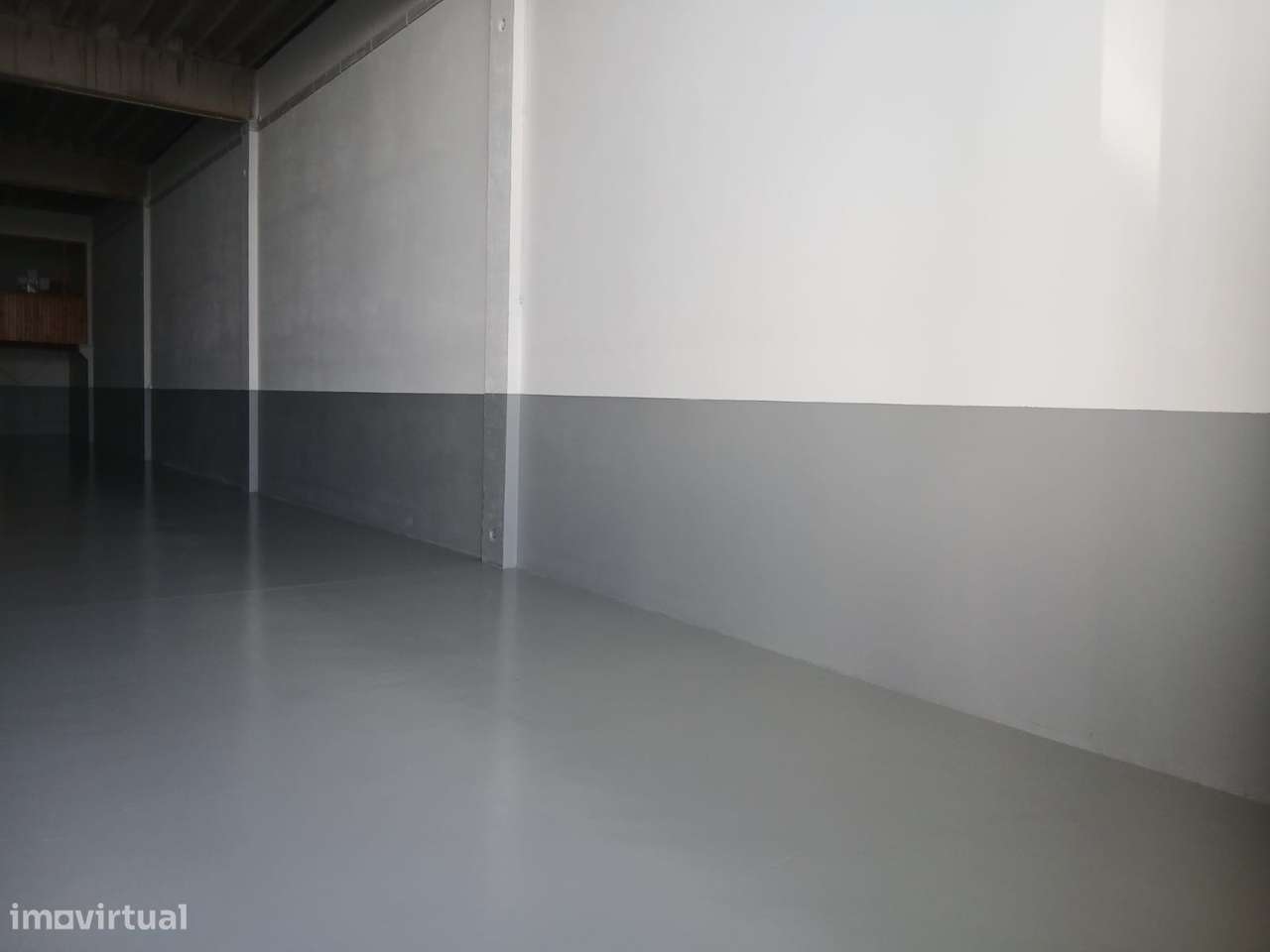 Arrenda-se armazém Industrial com 350 m² em Gondomar – Junto à IC 29 - Grande imagem: 5/7