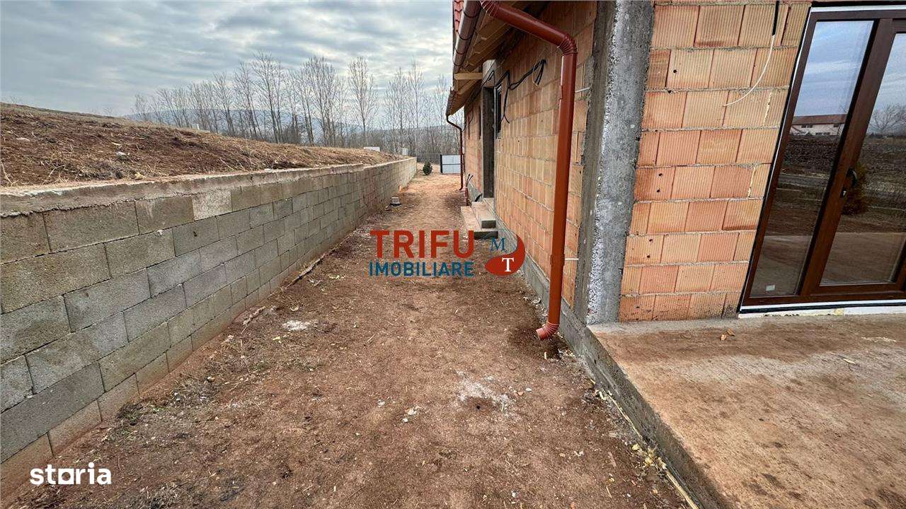 Casa de Vânzare în Comuna Ciugud – Oportunitate Unica! - Imagine principală: 4/13