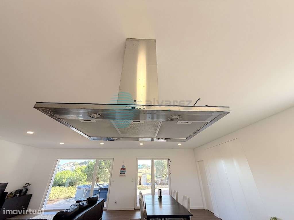 Excelente Moradia/Quintinha PISO TÉRREO V4, Ramalhal-51