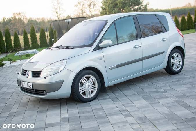 Renault Scenic - 26