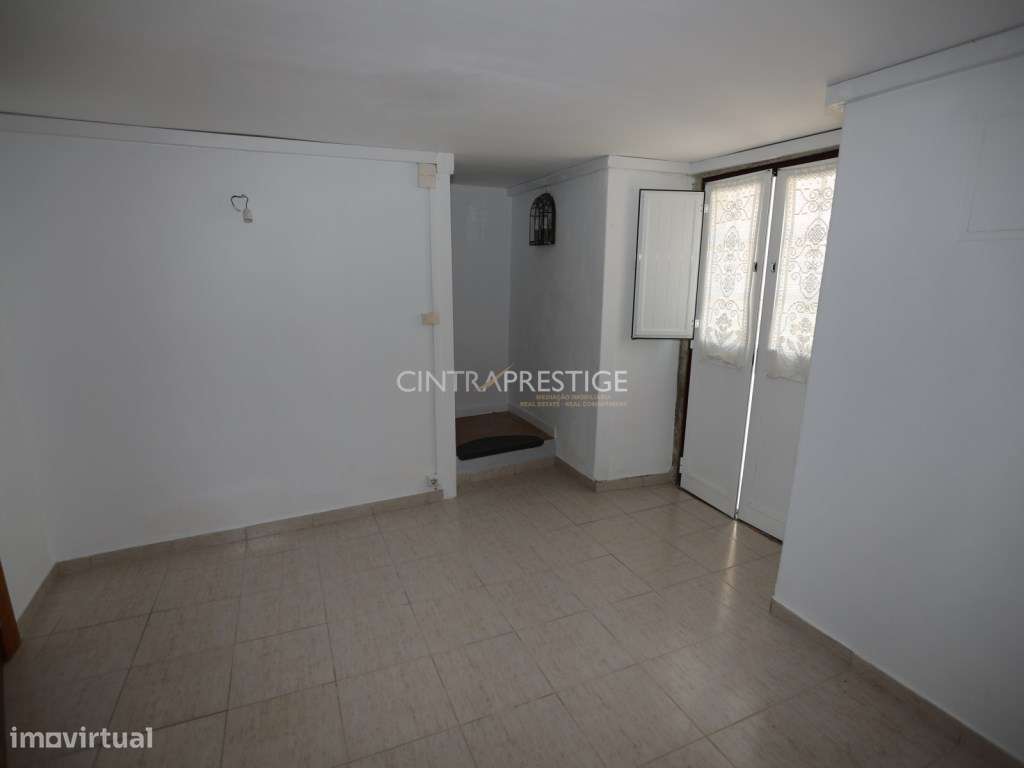 Casa de charme com 4 quartos, localizada no centro de Colares . - Grande imagem: 5/59