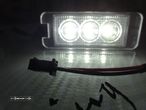 Suporte De Lâmpada De Matricula Com Led Branco Para  Audi TT 8N 2-doors 1999-2006, VW EOS, Golf 4, 5, 6, 7, Lupo, Passat 3C, CC, Polo 6N2, 9N,9N3, Beetle, Passat B6, B7, Phaeton, Scirocco, Seat Altea, Exeo, Exeo ST, Ibiza 6J, Leon 1P, Skoda Superb 3T 4-drs Sedan 2008, Porsche Carrera GT, 911 Carrera 996, 997, GT2, GT3, Boxster 987, Cayene 9PA, Cayman 987C. - 16