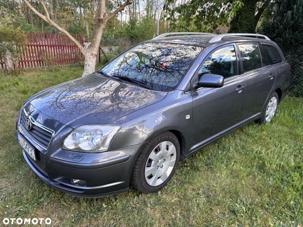 Toyota Avensis 2.0 VVT-i Sol - 1