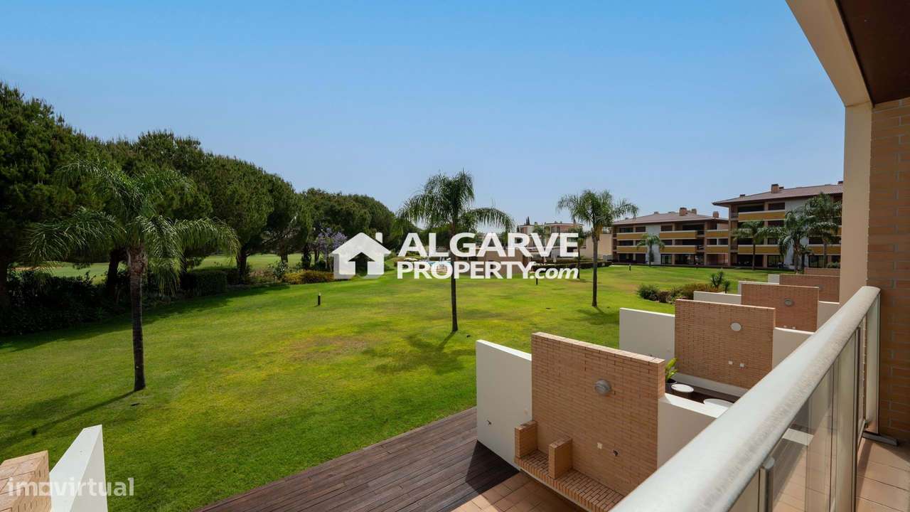 Moradia 5 Quartos no Golfe a poucos minutos da praia e marina de Vilam-14