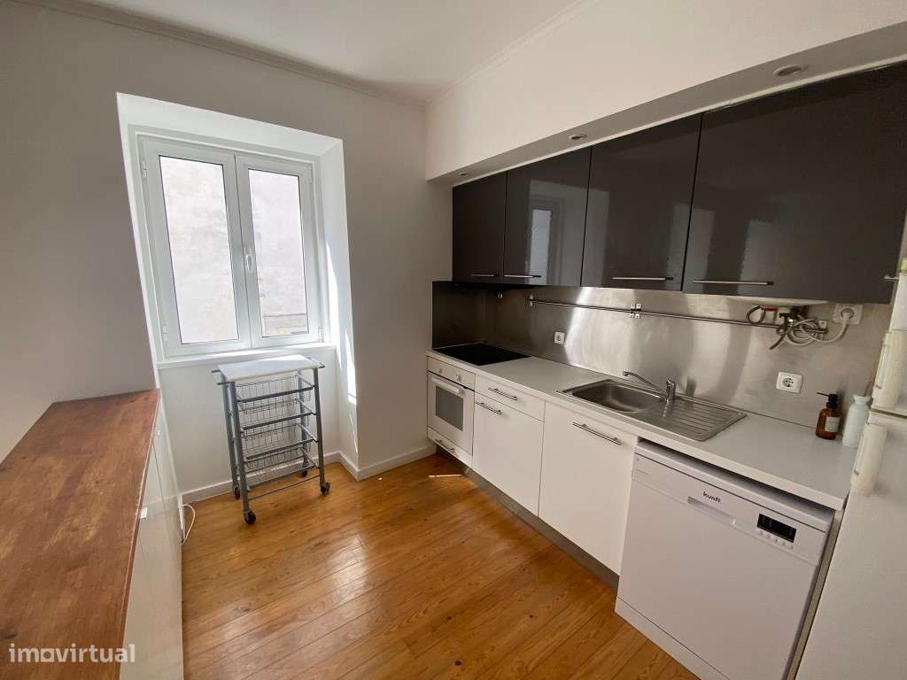 Apartamento T2 Duplex - Madragoa, Lisboa - Grande imagem: 5/13